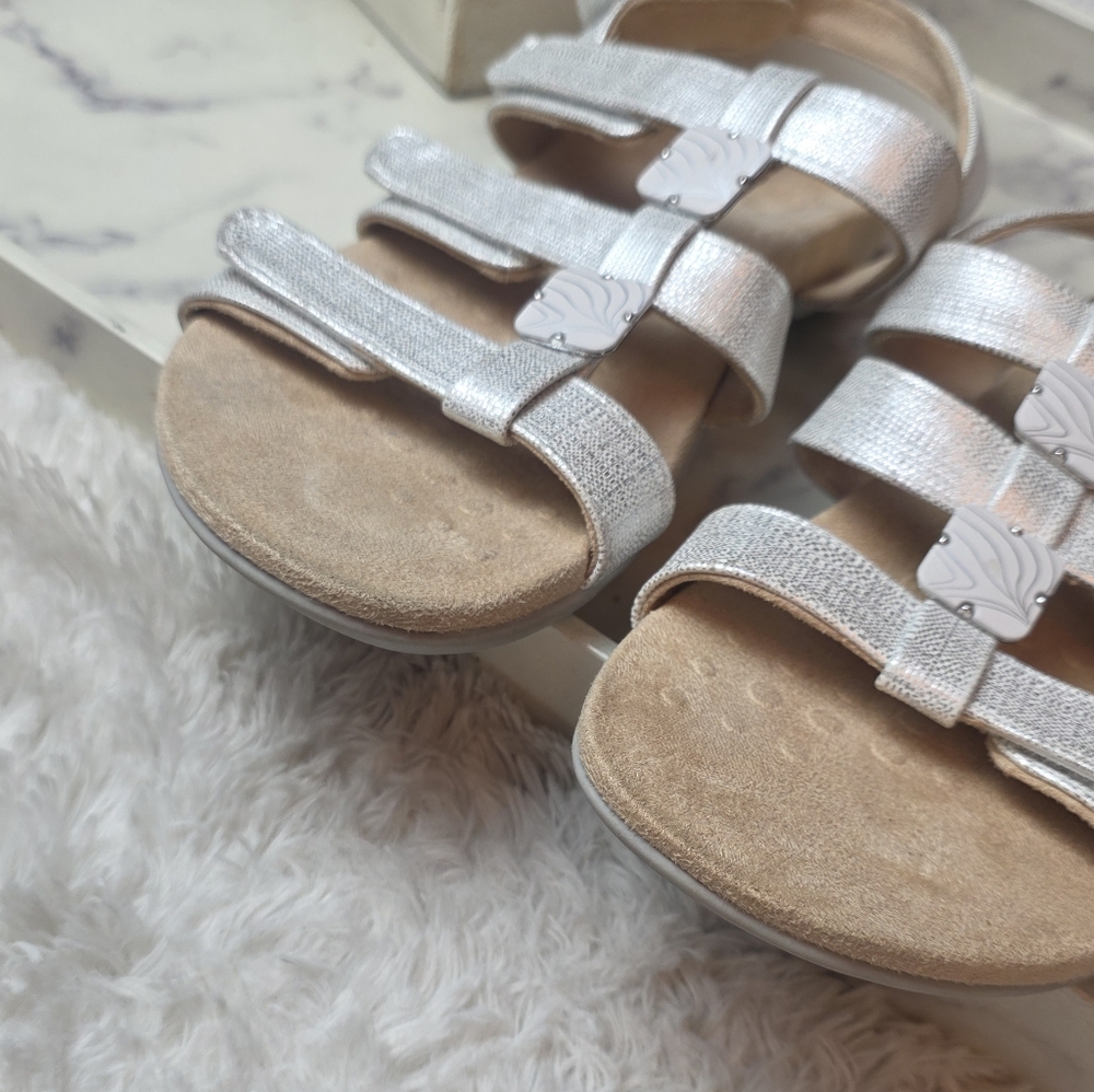 Vionic Amber Adjustable Strap Silver Metallic Com… - image 4